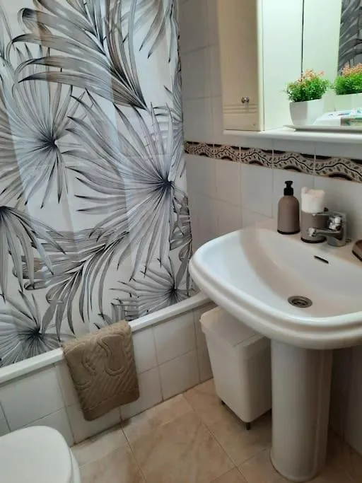 Edward'S House Tenerife -Small Flat In Adeje Town. 0*, Costa Adeje (Tenerife)